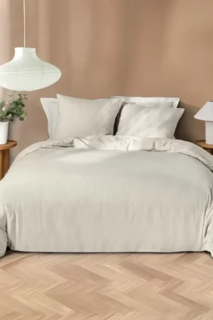 Parure de lit en microfibre flanelle motif fines rayures Dernier Modèle
