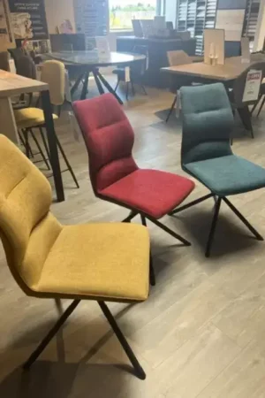 LOT DE 3 CHAISES Marque