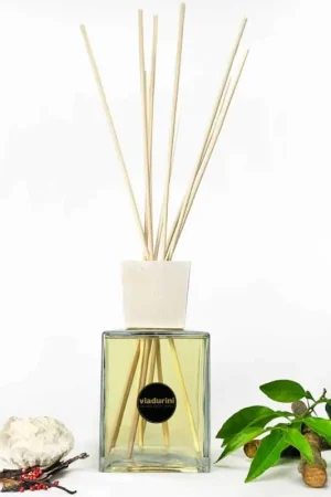 Nouvel Arrivage Parfum d'ambiance ambré pour la maison 2,5 Lt avec bâtonnets - Sassidimatera