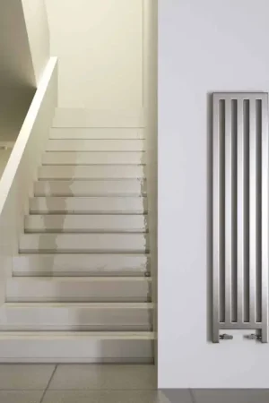 Must-Have Radiateur vertical à eau chaude fait en Italie par Scirocco H